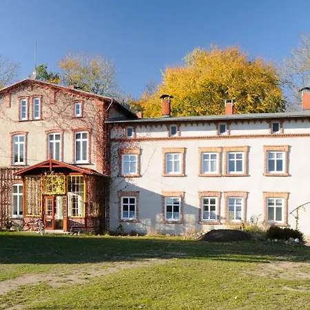 Apartment Wohnen Im Gutshaus Lalendorf