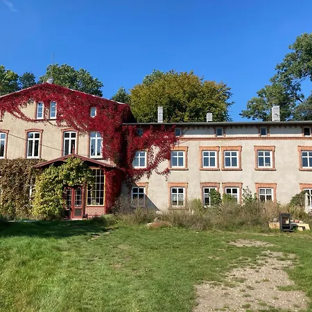 Apartment Wohnen Im Gutshaus Lalendorf